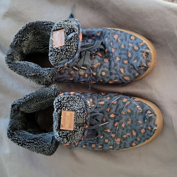 Tom's leppard print booties - Picture 3 of 7